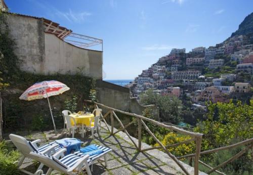 Positano Apartment Sleeps 3 T721473
