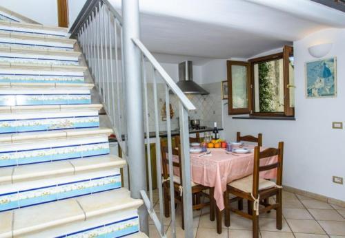 Positano Apartment Sleeps 3 T721473