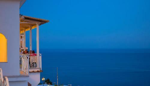 Hotel Tramonto D'oro