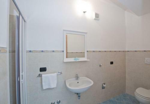 Praiano Apartment Sleeps 5 T721480