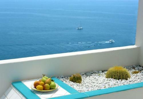 Praiano Apartment Sleeps 2