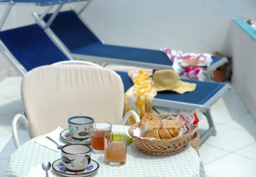 Praiano Apartment Sleeps 2