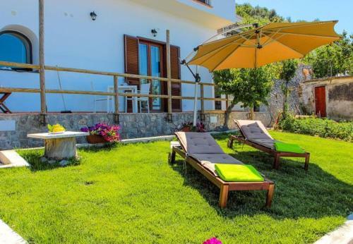 Praiano Apartment Sleeps 4