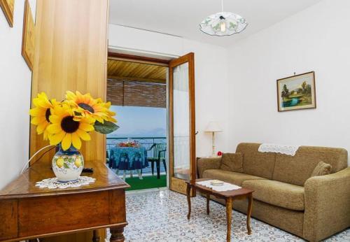 Praiano Apartment Sleeps 4 T721537