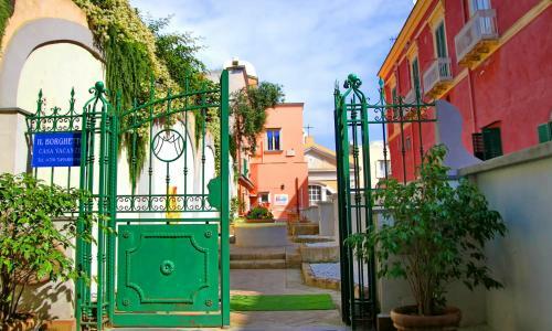 Hostal Il Borghetto Apartments & Rooms