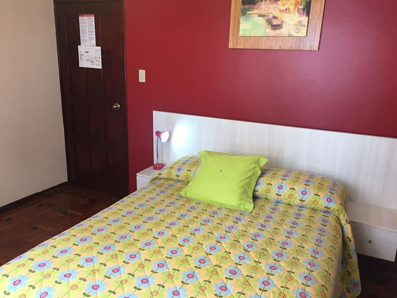 Hotel Mediterr�neo Quito