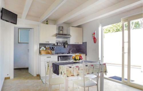 Marinella�s House