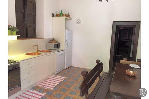 Catania Villa Sleeps 6 Pool Wifi