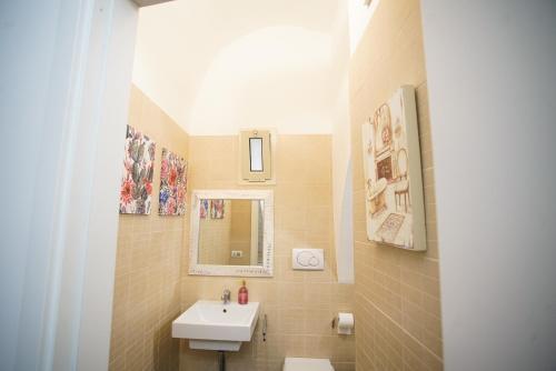 Home 5 - Arco Antico