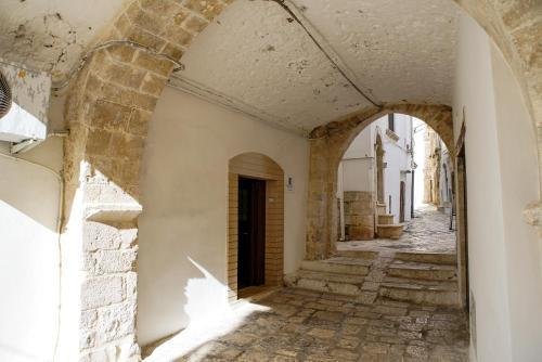 Home 5 - Arco Antico
