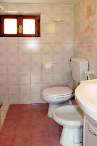 Locazione Turistica Casa Donatella (qce100)