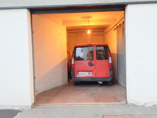 Apartamento Central With Private Garage