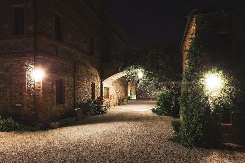 Rapolano Terme Villa Sleeps 4 Pool