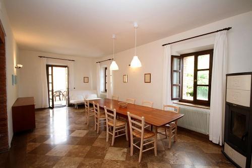 Rapolano Terme Villa Sleeps 9 Pool Wifi