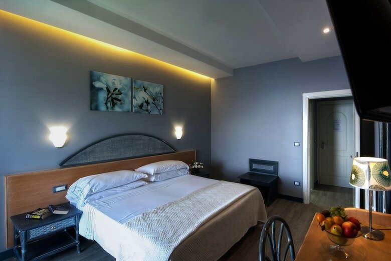 Garden Hotel