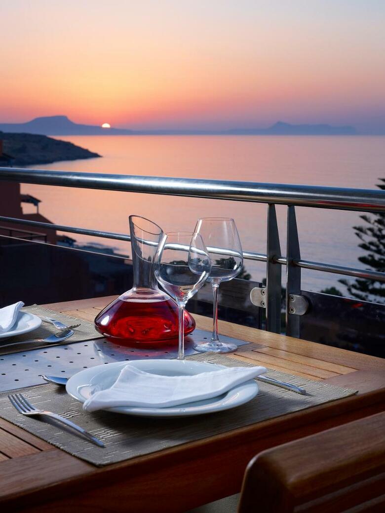Hotel Macaris Suites And Spa