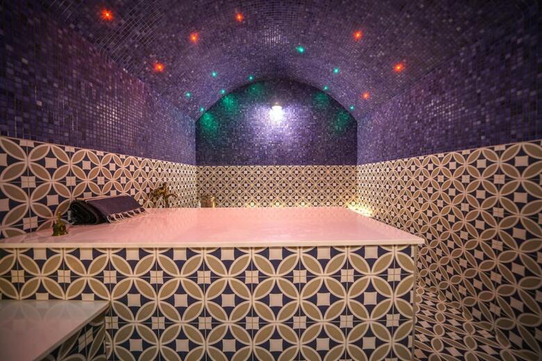 Hotel Macaris Suites And Spa