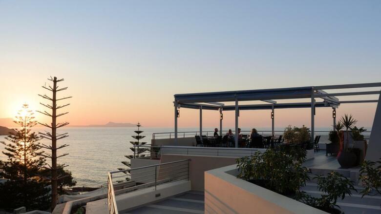 Hotel Macaris Suites And Spa