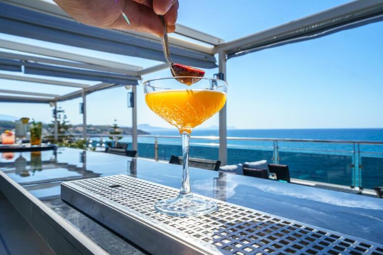 Hotel Macaris Suites And Spa