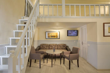 Hotel Omorfi Poli