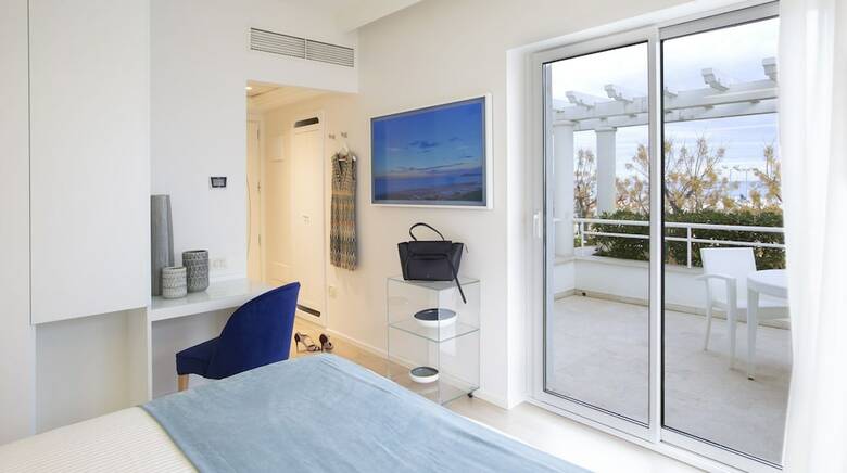 Hotel Atlantic