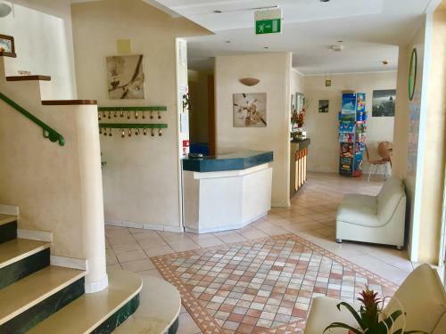 Hotel Monti