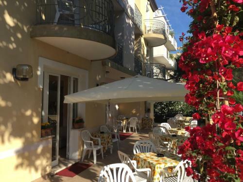 Hotel Monti