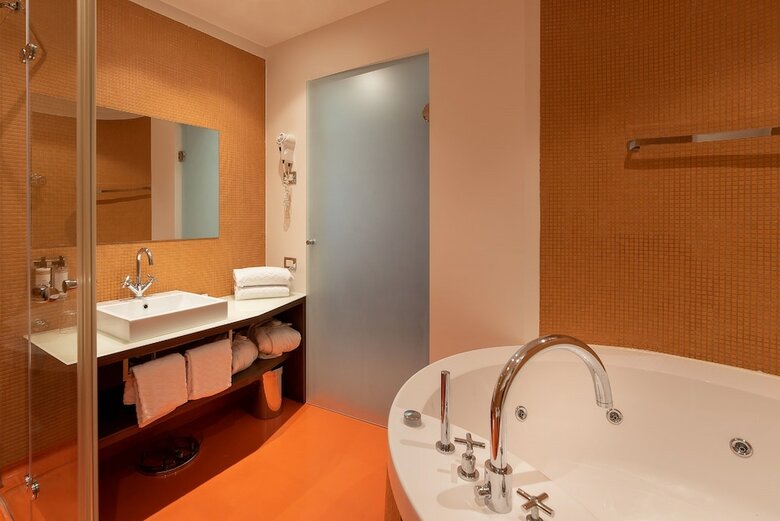 Hotel The Box Riccione