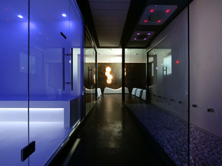 Dan Hotel