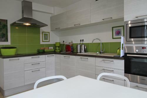 Grande Villa � 100 M De La Plage