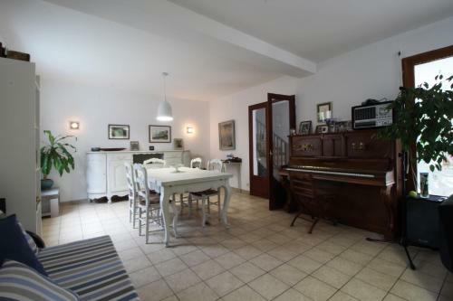 Grande Villa � 100 M De La Plage