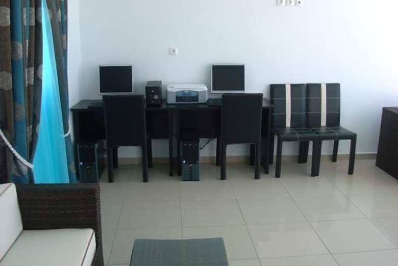 Giannoulaki Village Hotel