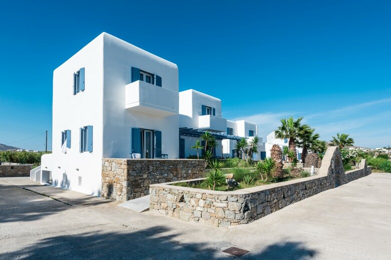 Giannoulaki Village Hotel