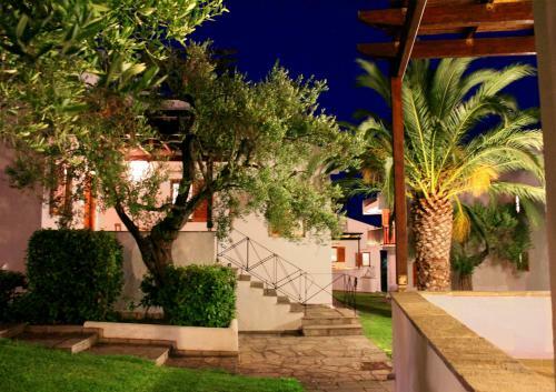 Hotel Trikorfo Beach