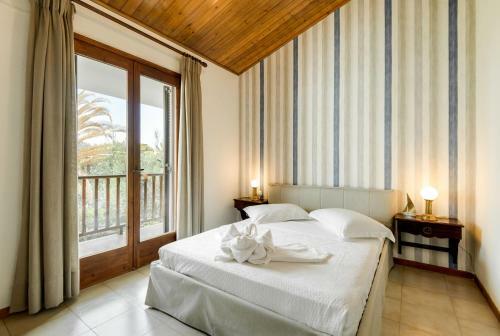 Hotel Trikorfo Beach