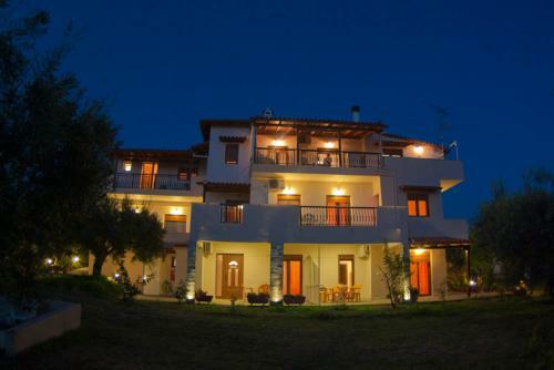 Decauville Hotel