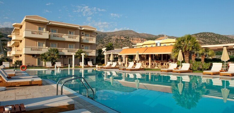 Socrates Hotel Apts
