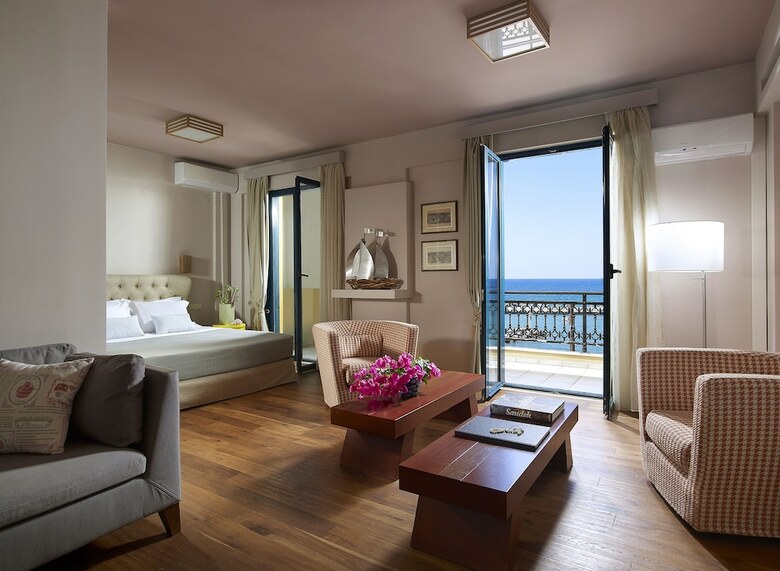 Marelina Villas