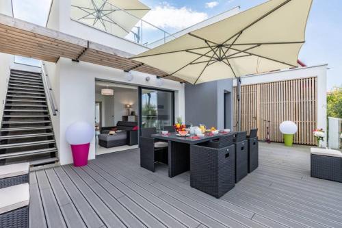 Apartamento Moana -2 Bdr Ocean View With Rooftop!