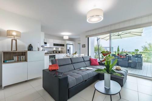 Apartamento Moana -2 Bdr Ocean View With Rooftop!