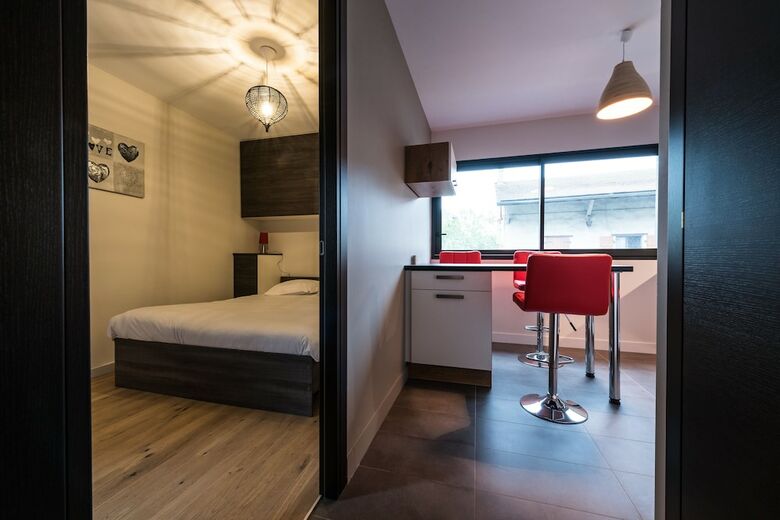 Apartamentos La Cl� Des Champs