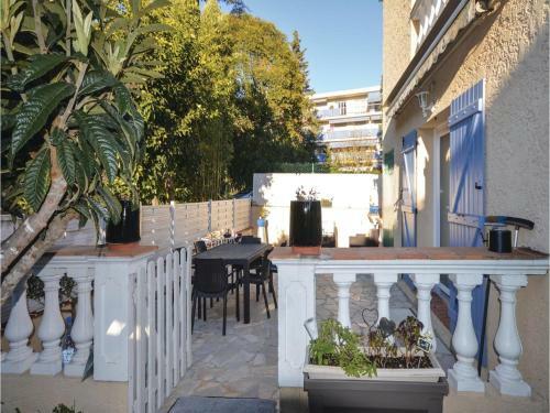 One-bedroom Holiday Home In Antibes