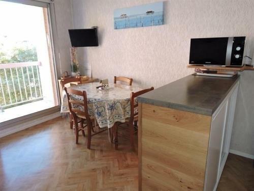 Apartment Studio Centre Ville � 600m De La Plage