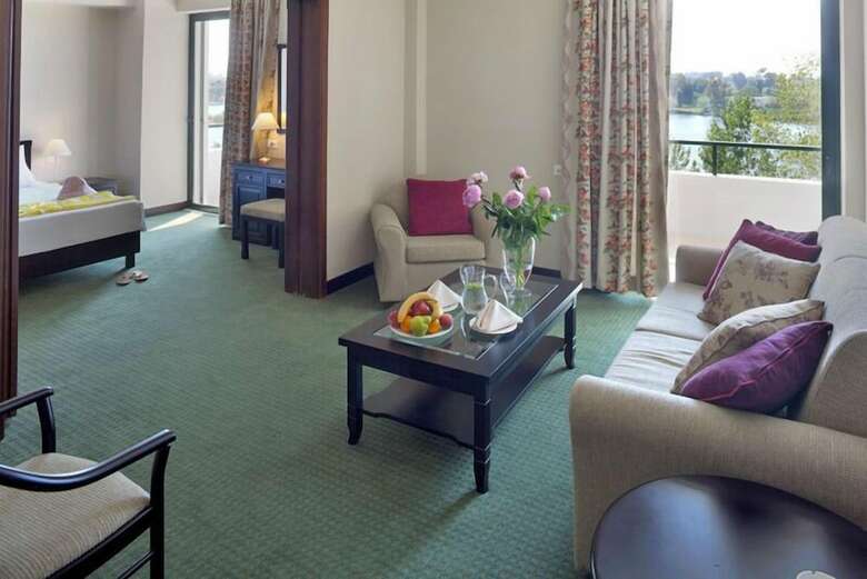 Margarona Royal Hotel