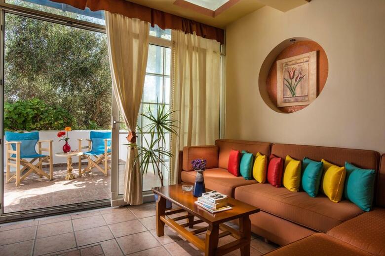 Hotel Dionysis Studios