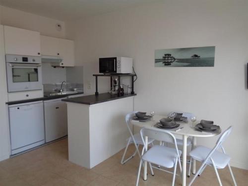 Apartment Studio Entierement Renove De 25 M� Centre Ville Arcachon