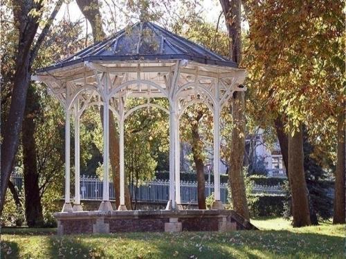 Apartment Studio Entierement Renove De 25 M� Centre Ville Arcachon