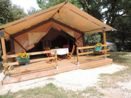 Camping La Buissi�re