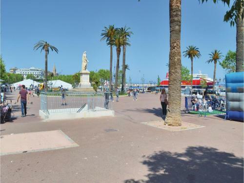 Three-bedroom Holiday Home In Bastia