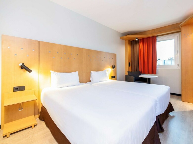 Hotel Alcal� De Henares